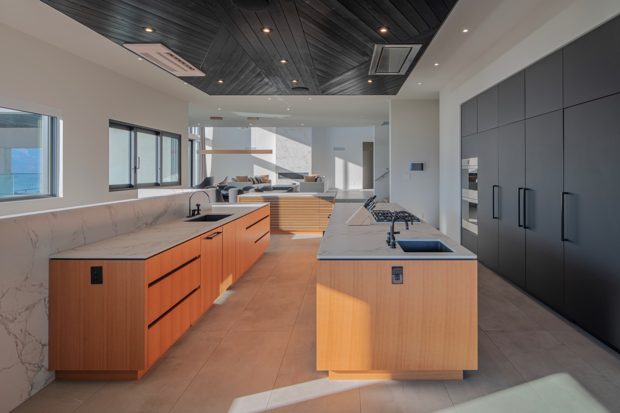 All Elements Les Deux Pins kitchen