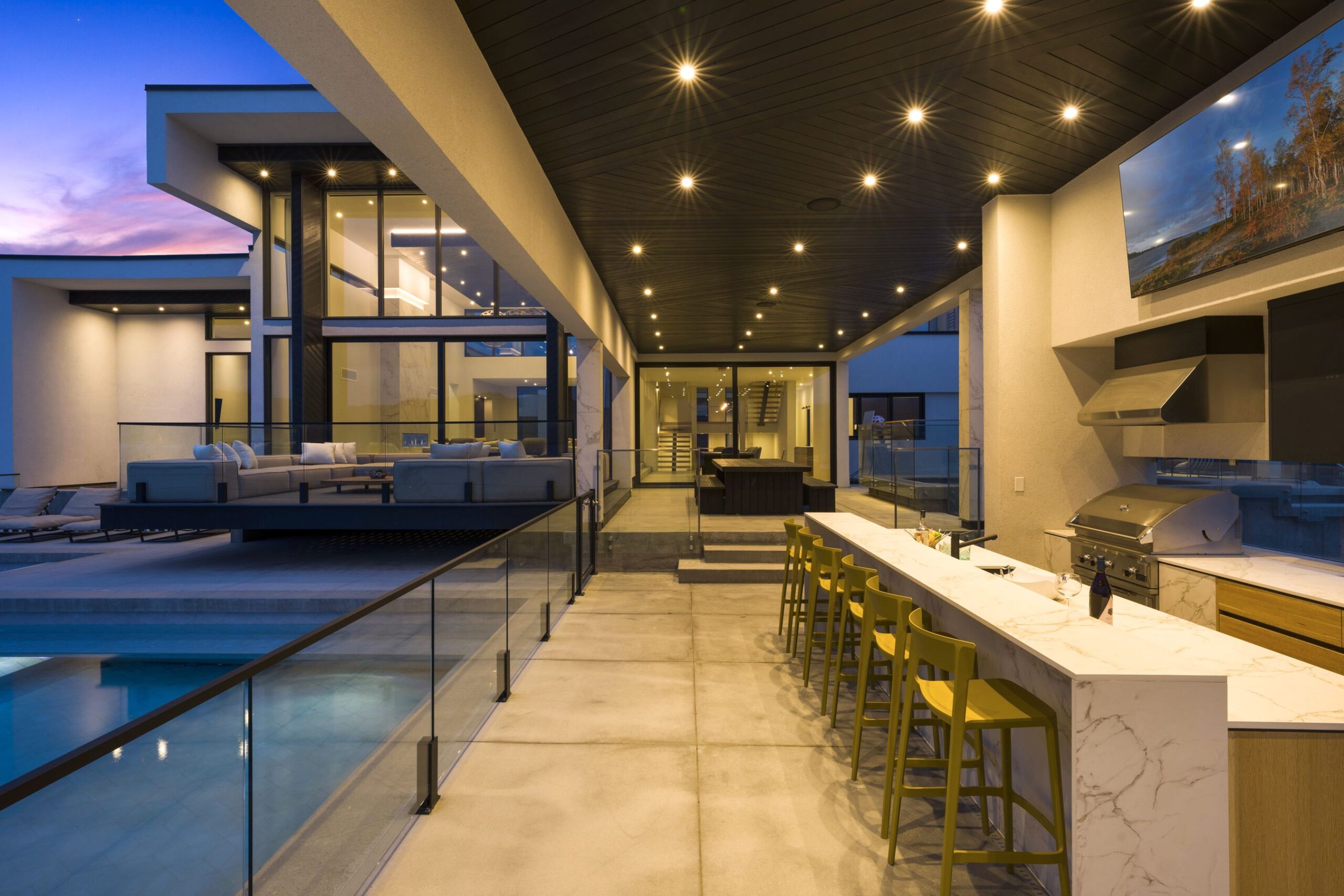 All Elements Les Deux Pins twilight patio